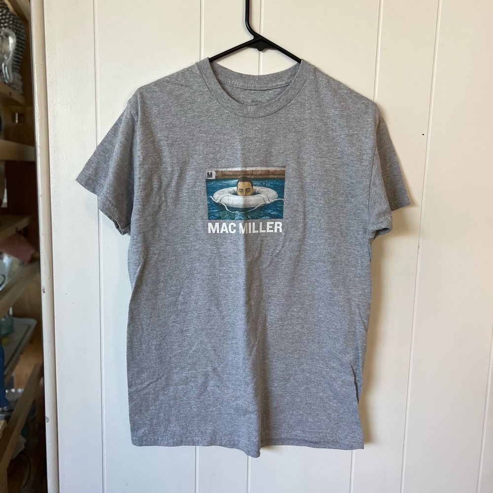 Gray Graphic T-Shirt